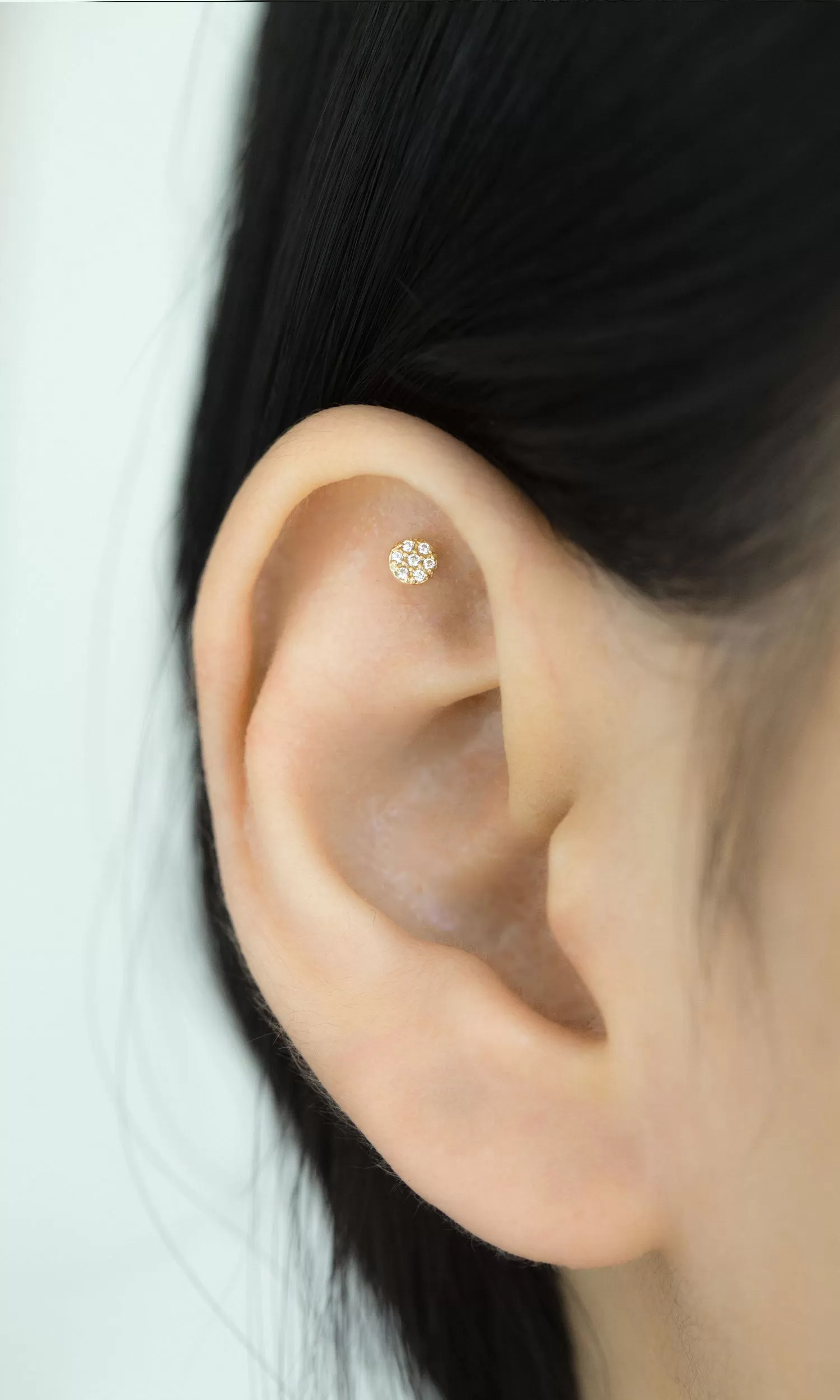 14k Gold Cubic Round Circle Barbell Ear Stud Piercing