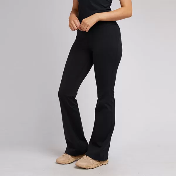 Active Flare Legging - Black