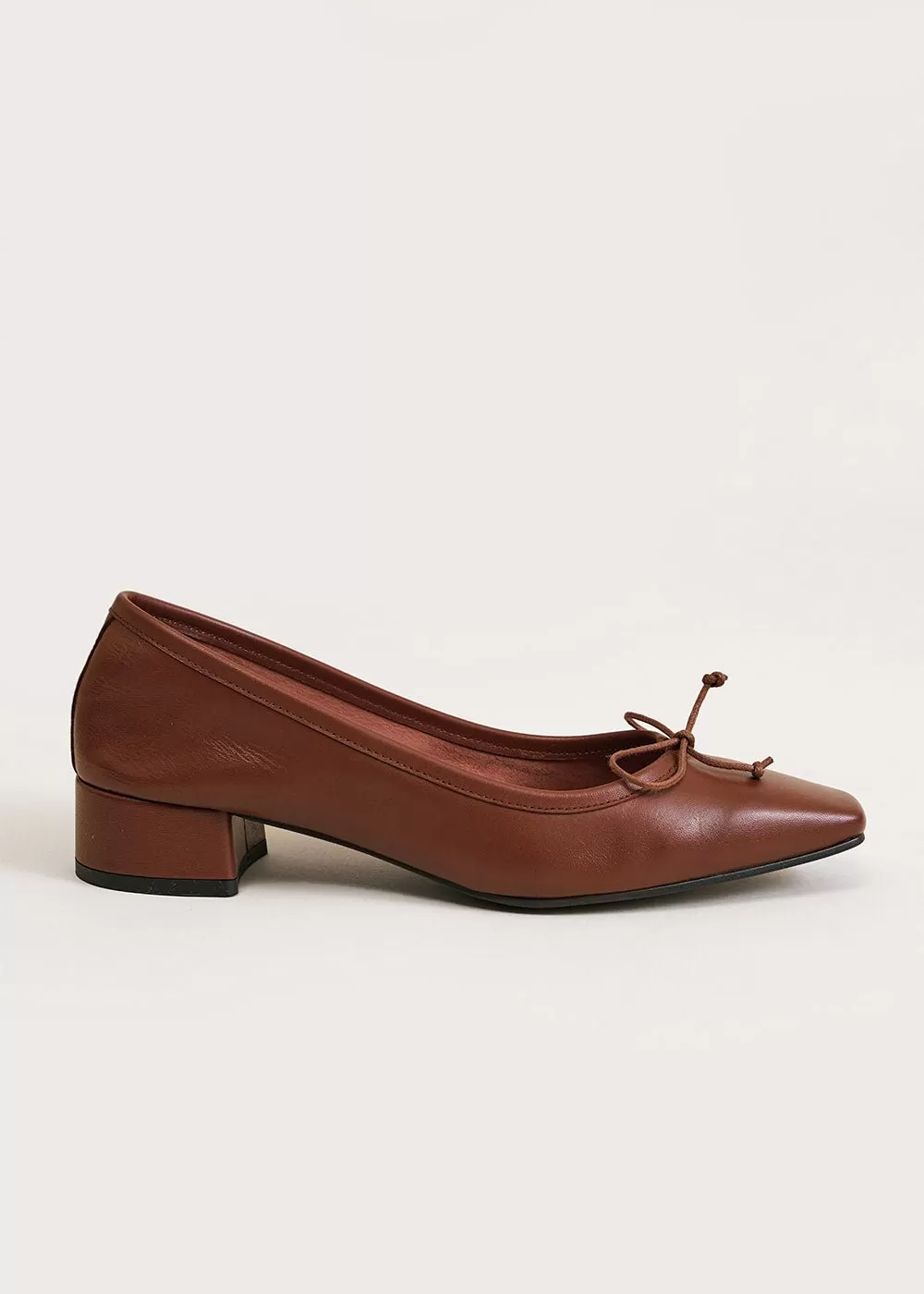 Cacao Mina Pumps