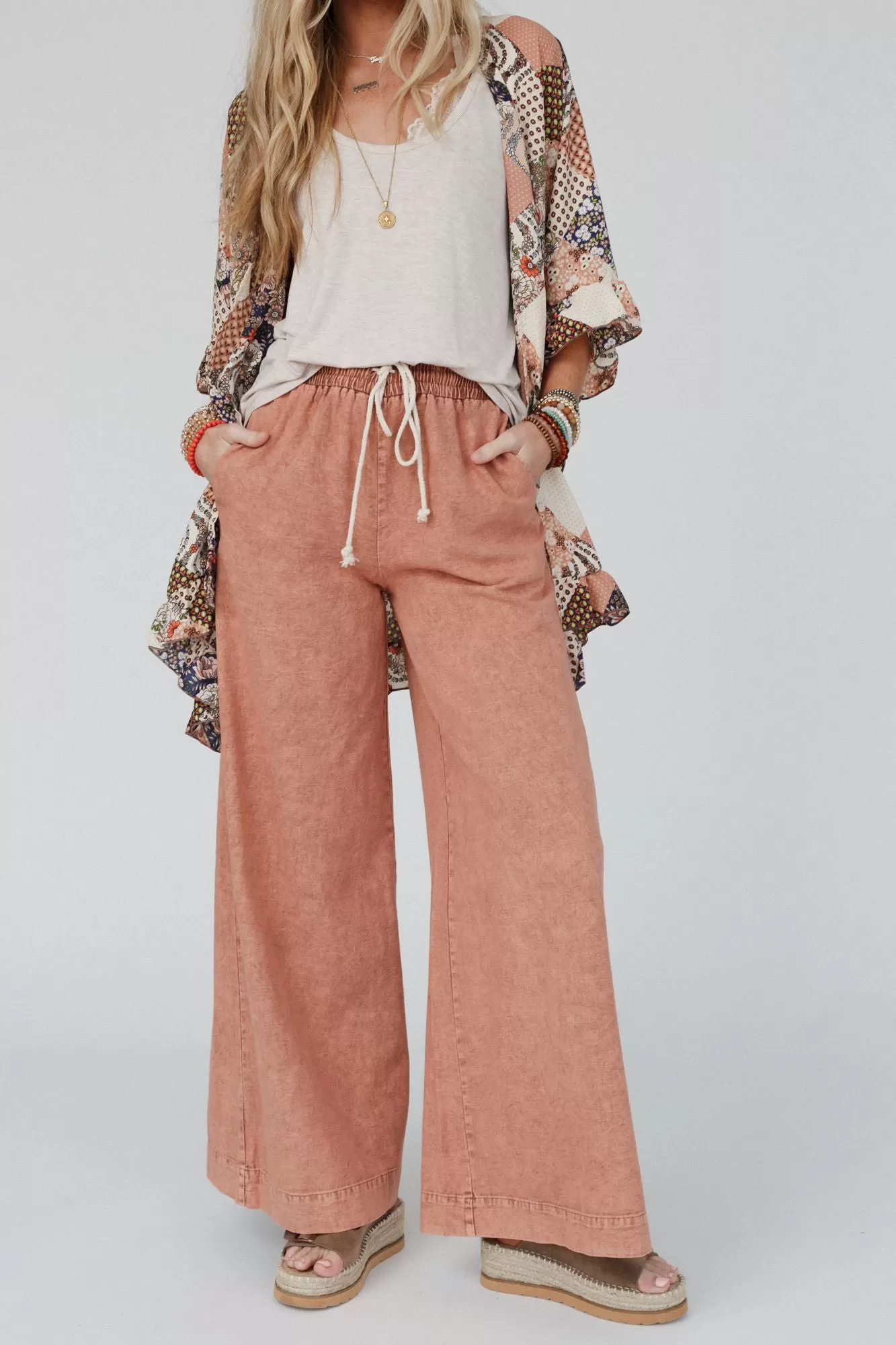 City Ease Pocketed Drawstring Pant - Rust