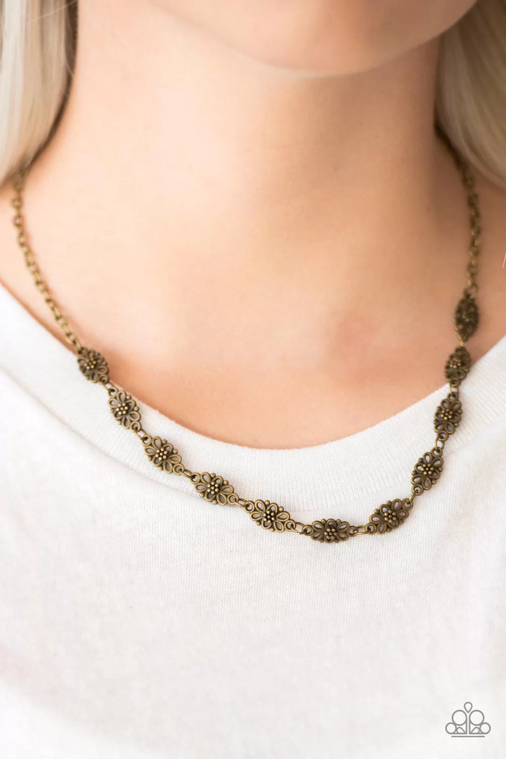 Daisy Dream Brass Flower Necklace - Paparazzi Accessories