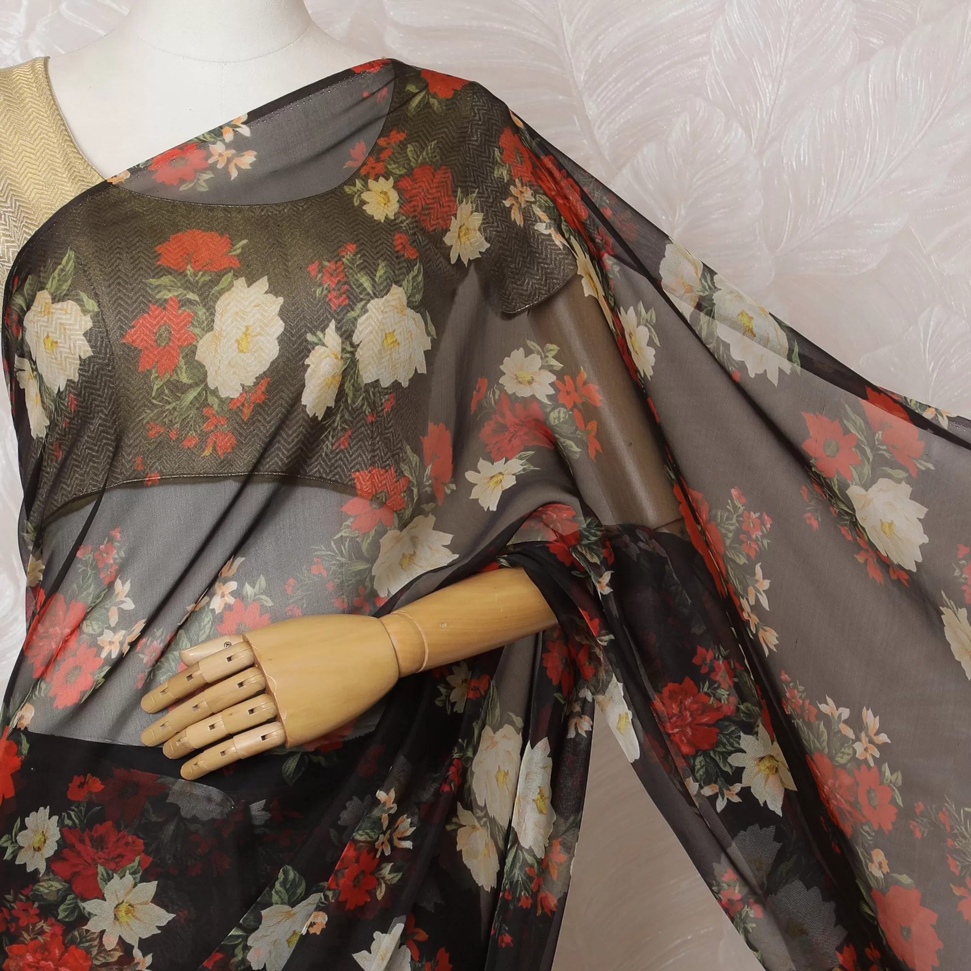 Elegant Black Floral Silk Chiffon Saree,110 cm Width, 5.5 Meters Piece-D19490