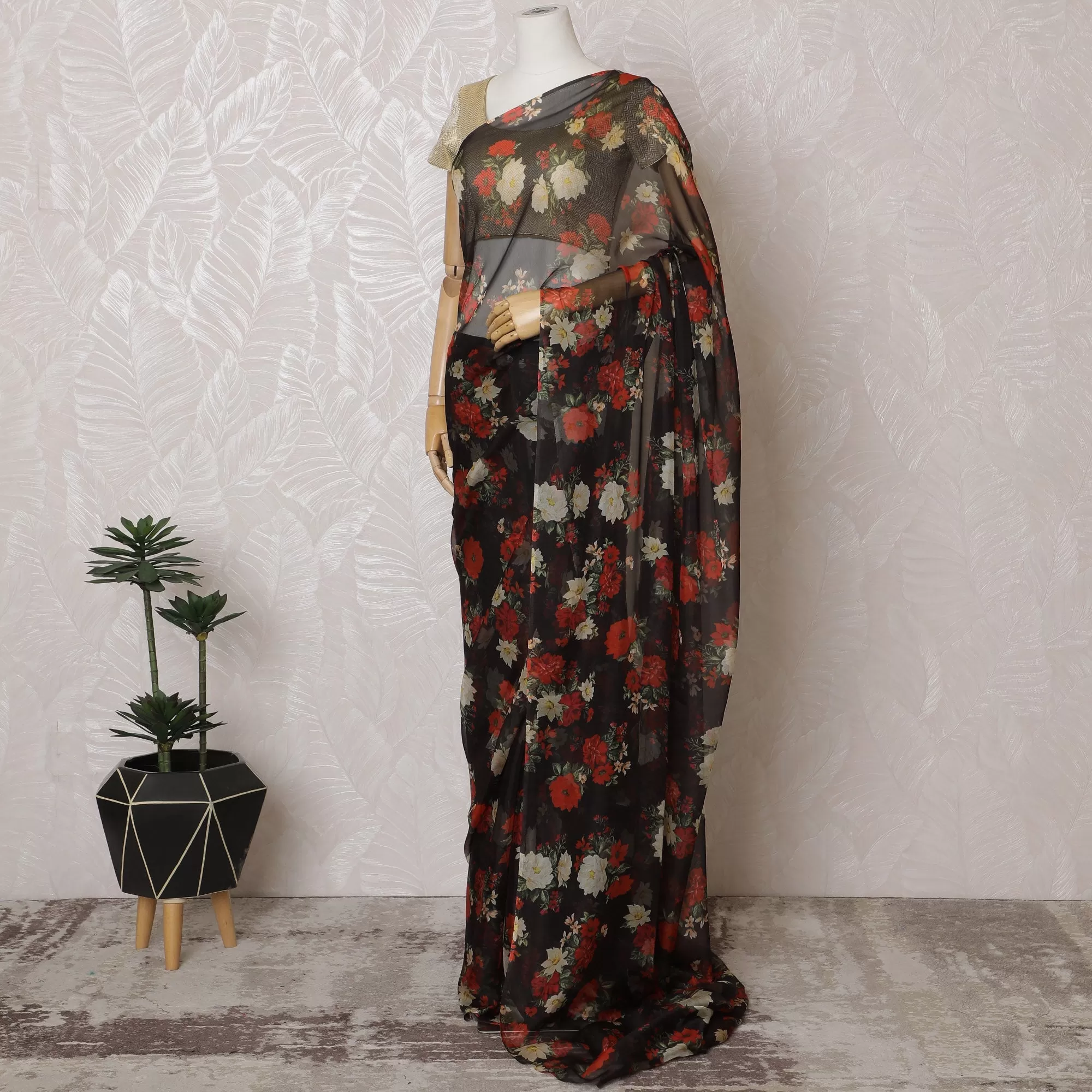 Elegant Black Floral Silk Chiffon Saree,110 cm Width, 5.5 Meters Piece-D19490