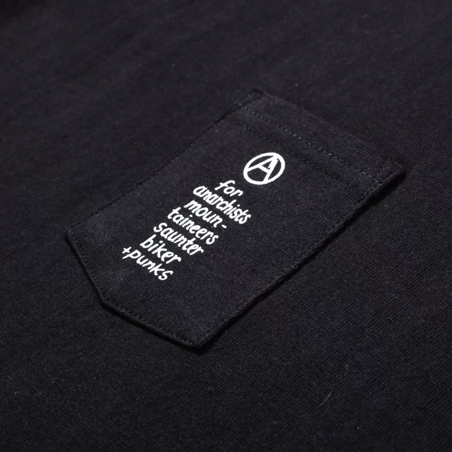 MOUNTAIN RESEARCH POCKET T-SHIRT BLACK