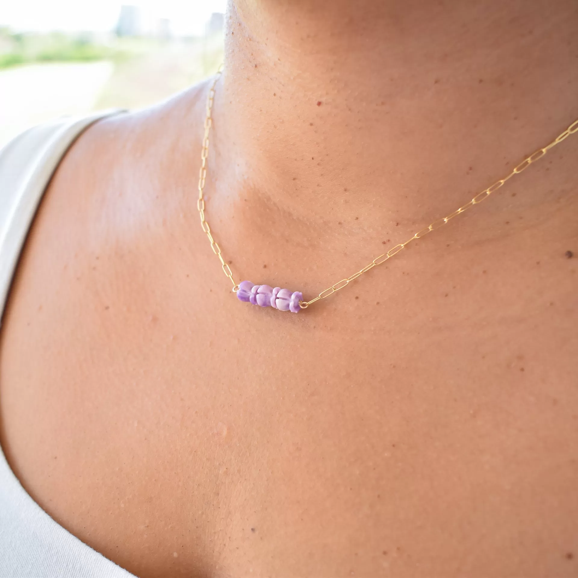 Three Crown Flower Paper Clip Bar Necklace